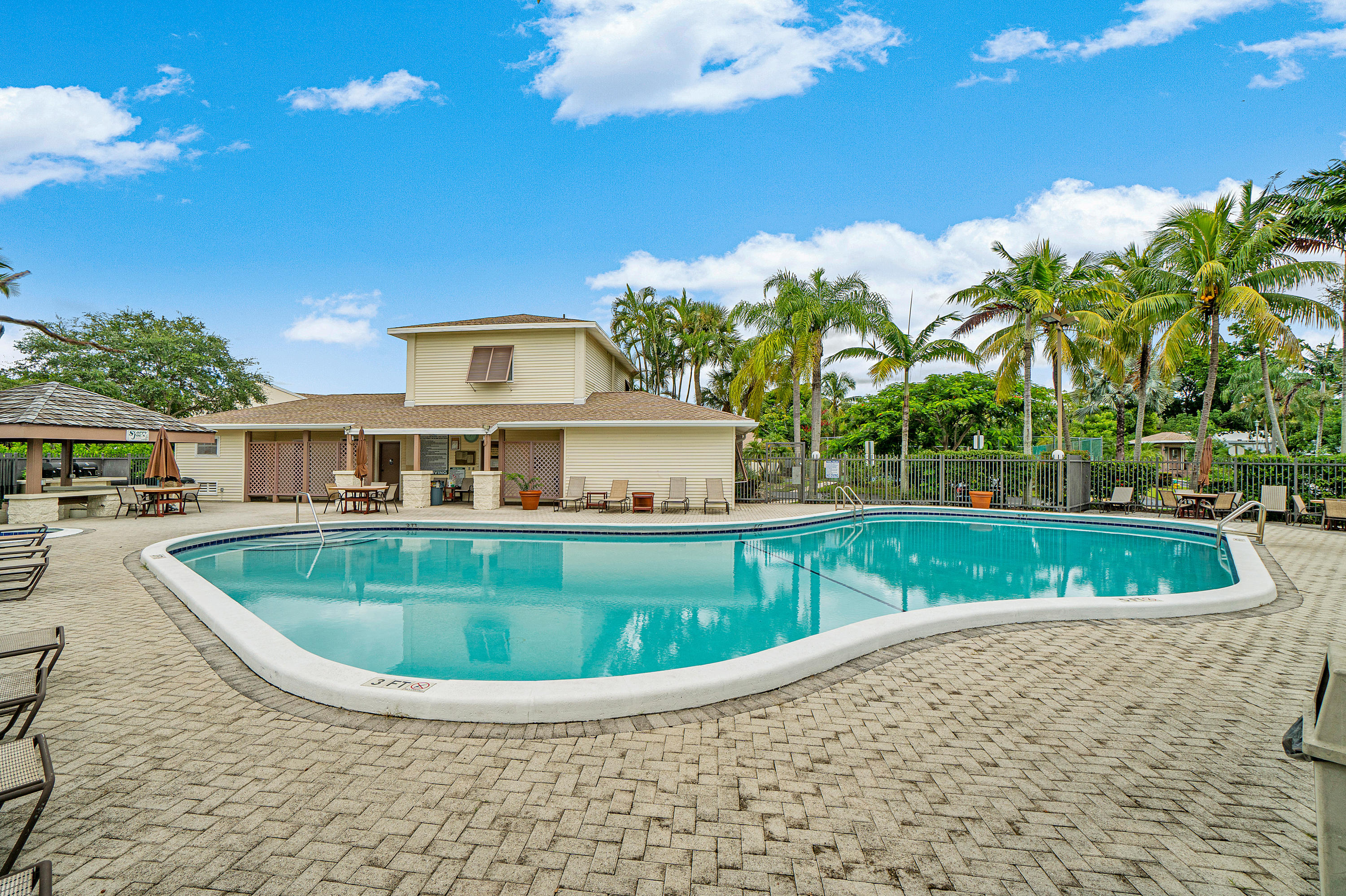 4760 South Hemingway Circle Margate, FL 33063 - Photo 27 of 28 untitled-33