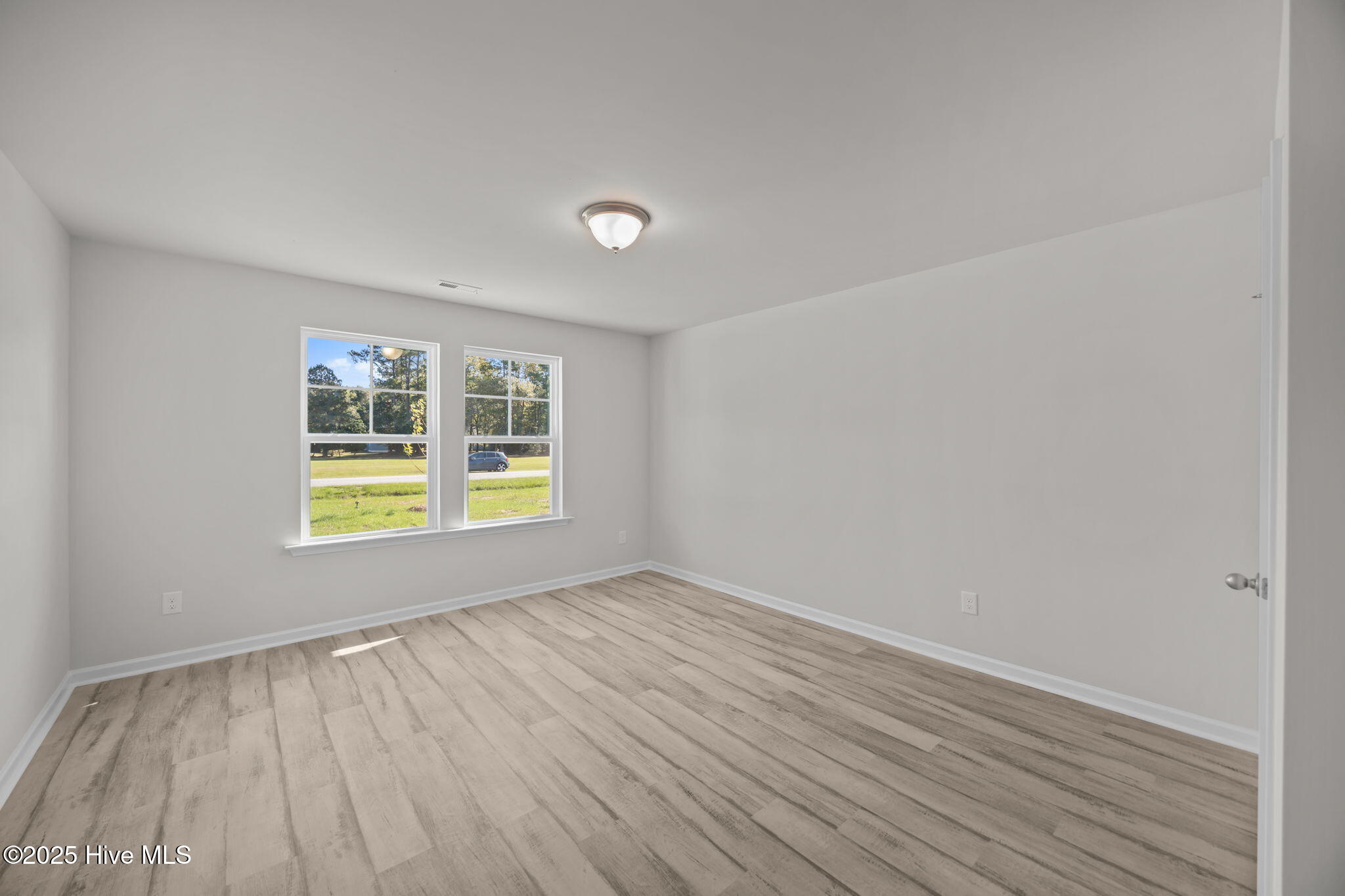 2220 McNair Road Tarboro, NC 27886 - Photo 4 of 33 not this house but the same plan and interior options