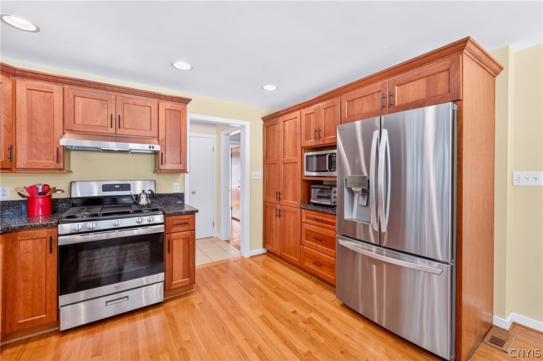 45 Arlington Road Utica, NY 13501 - Photo 46 of 50