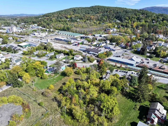 $499,000 | 29 Middle Seymour Street, Middlebury, VT 05753