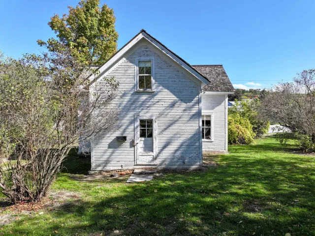 $499,000 | 29 Middle Seymour Street, Middlebury, VT 05753