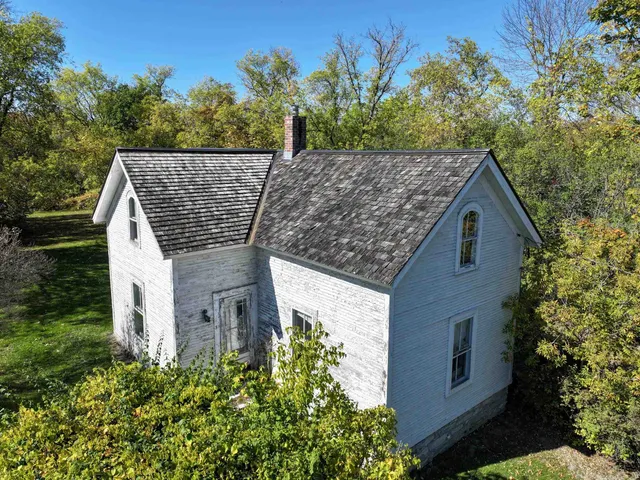 $499,000 | 29 Middle Seymour Street, Middlebury, VT 05753