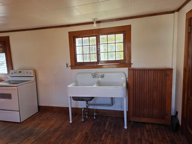 $499,000 | 29 Middle Seymour Street, Middlebury, VT 05753