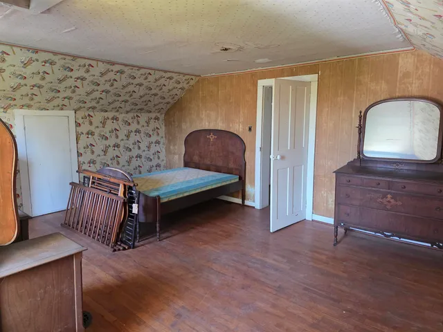 $499,000 | 29 Middle Seymour Street, Middlebury, VT 05753