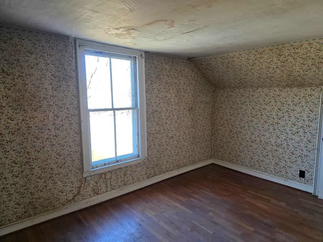 $499,000 | 29 Middle Seymour Street, Middlebury, VT 05753