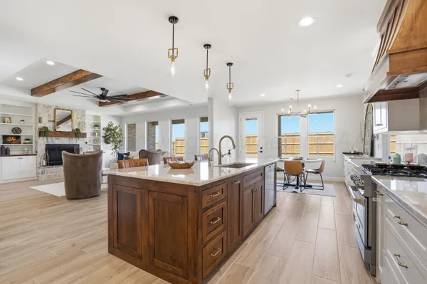 $574,900 | 6902 Estancia Drive, Amarillo, TX 79124
