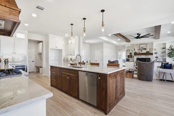 $574,900 | 6902 Estancia Drive, Amarillo, TX 79124