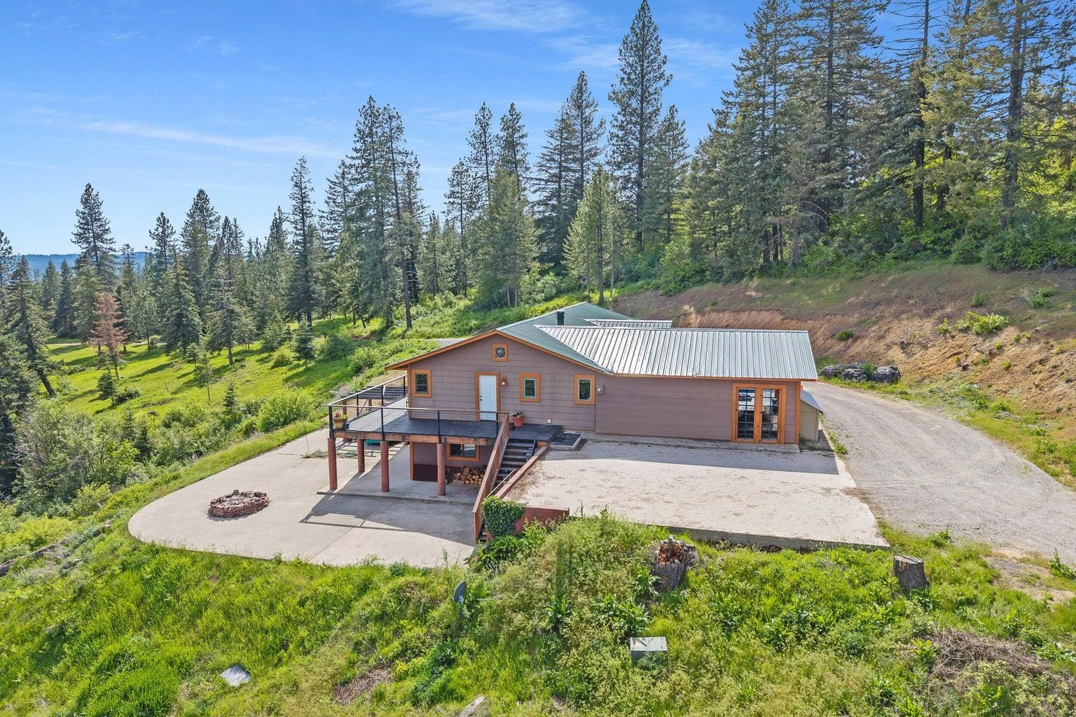 16027 North Koth Road Newman Lake, WA 99025 - Photo 5 of 48