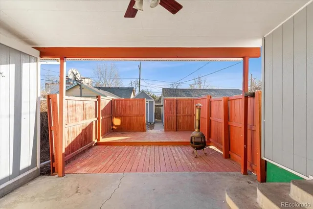 a view of a house with a outdoor space