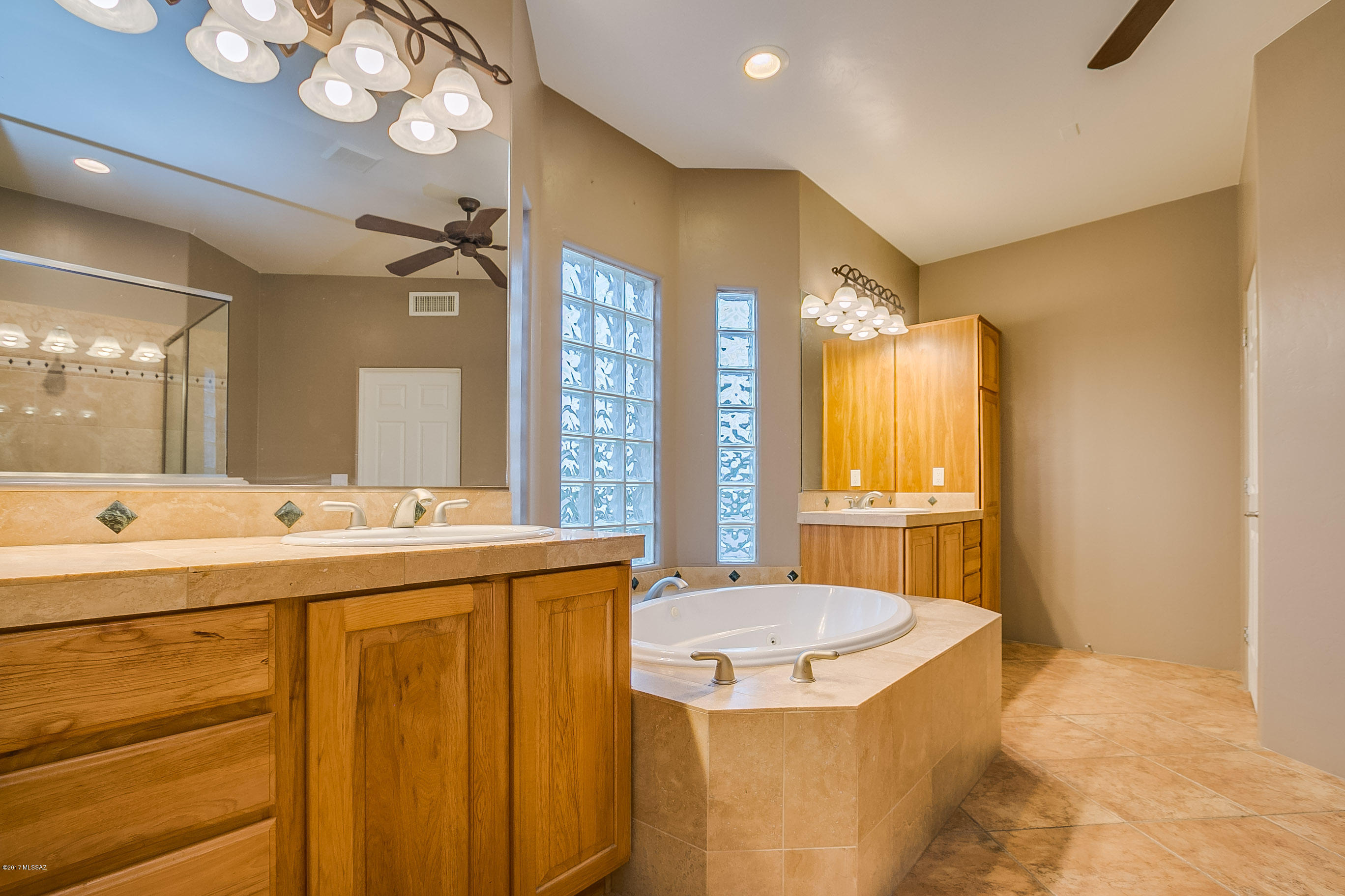 8674 South Long Bar Ranch Place Vail, AZ 85641 - Photo 10 of 29
