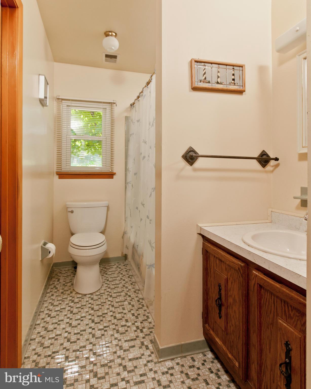 4921 Buffalo Road Mount Airy, MD 21771 - Photo 24 of 30 Bath