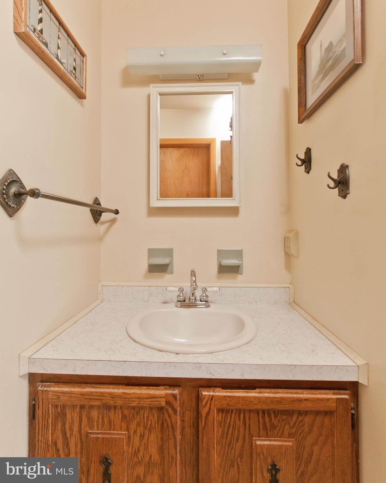 4921 Buffalo Road Mount Airy, MD 21771 - Photo 25 of 30 Bath