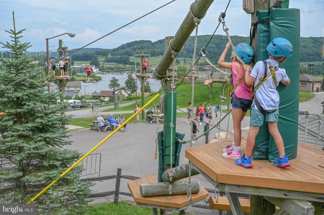 $759,000 | 105 Mountain Overlook Court, McHenry, MD 21541