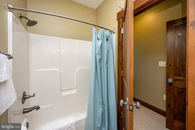 $759,000 | 105 Mountain Overlook Court, McHenry, MD 21541