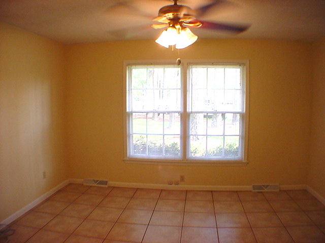 304 Pine Bark Road Anderson, SC 29625 - Photo 5 of 9 Gallery Image 5