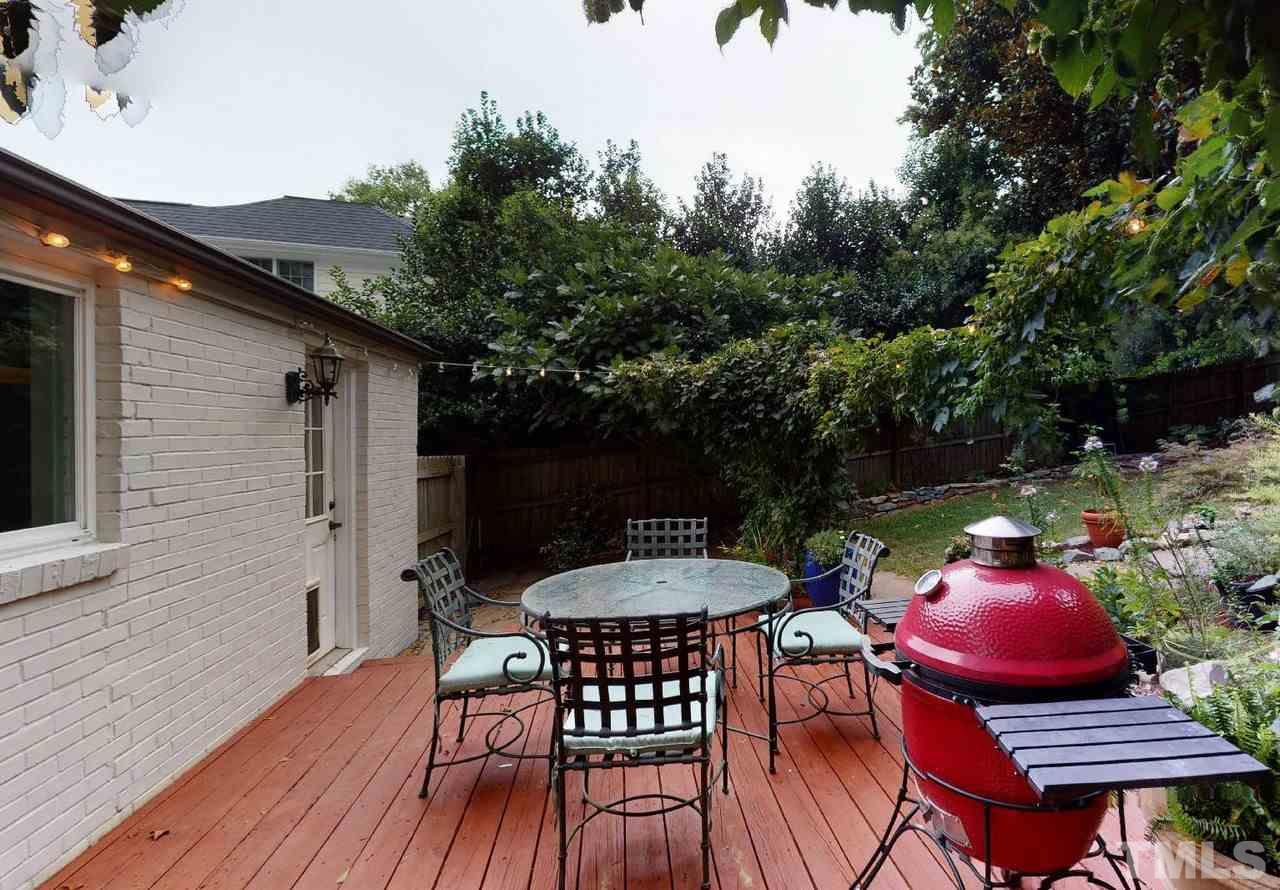 2706 Gordon Street Raleigh, NC 27608 - Photo 13 of 17
