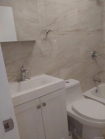 $4,100 | 81-12 Commonwealth Boulevard, Unit 1 | Bellerose