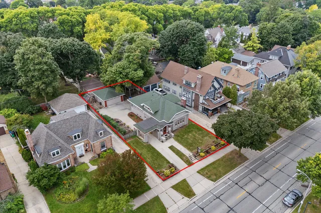 $529,000 | 3443 North Maryland Avenue, Milwaukee, WI 53211