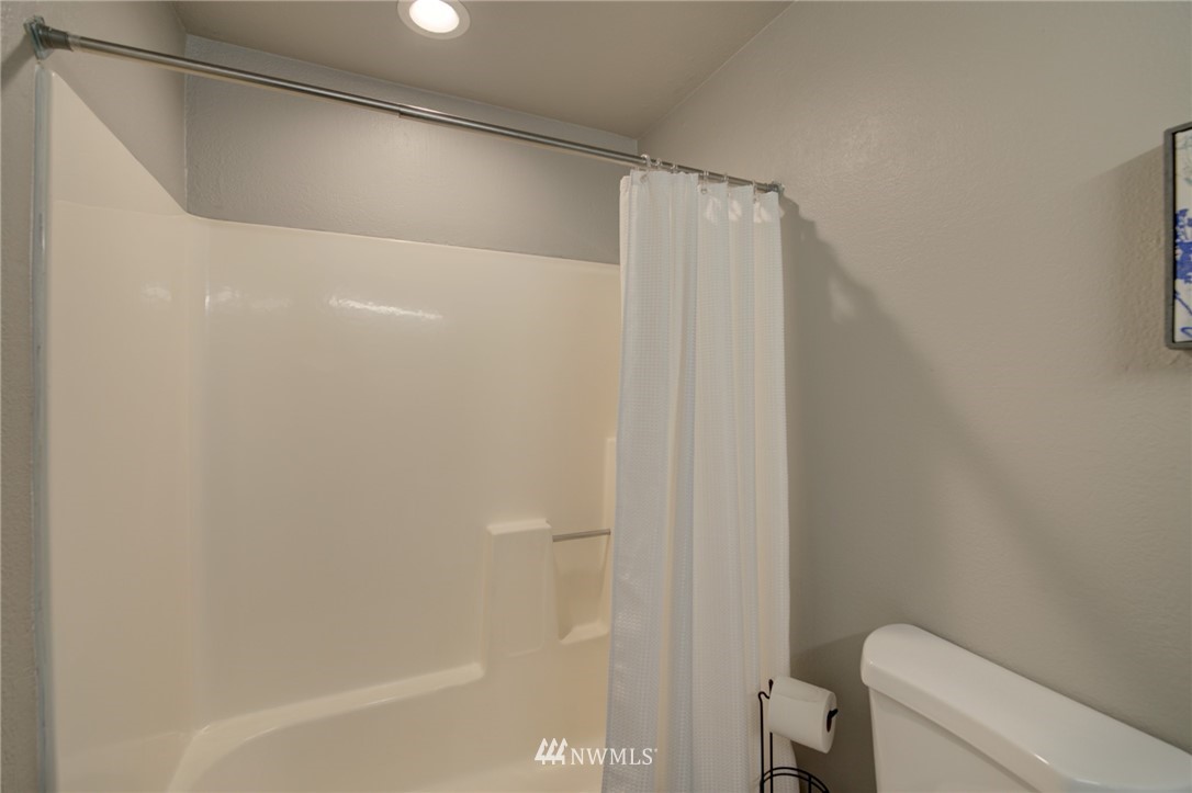 23128 19th Drive Southeast Bothell, WA 98021 - Photo 22 of 30 Gallery Image 22