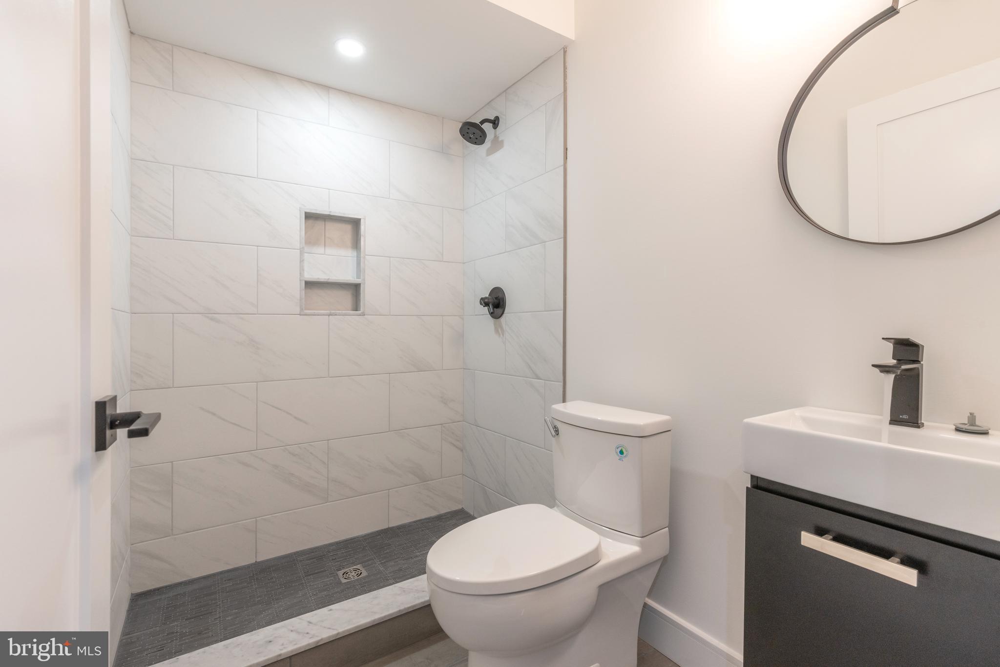 416 Rector Street, Unit B Philadelphia, PA 19128 - Photo 14 of 36