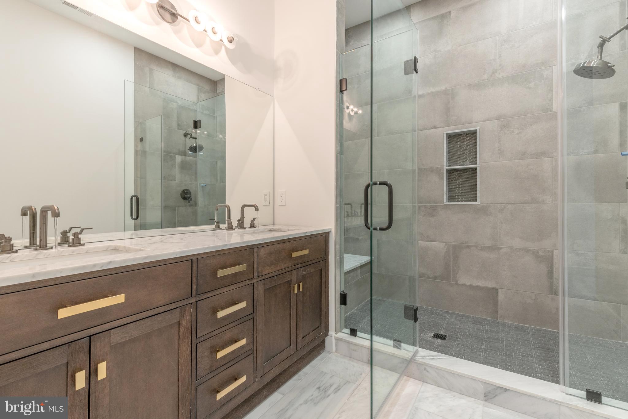 416 Rector Street, Unit B Philadelphia, PA 19128 - Photo 20 of 36