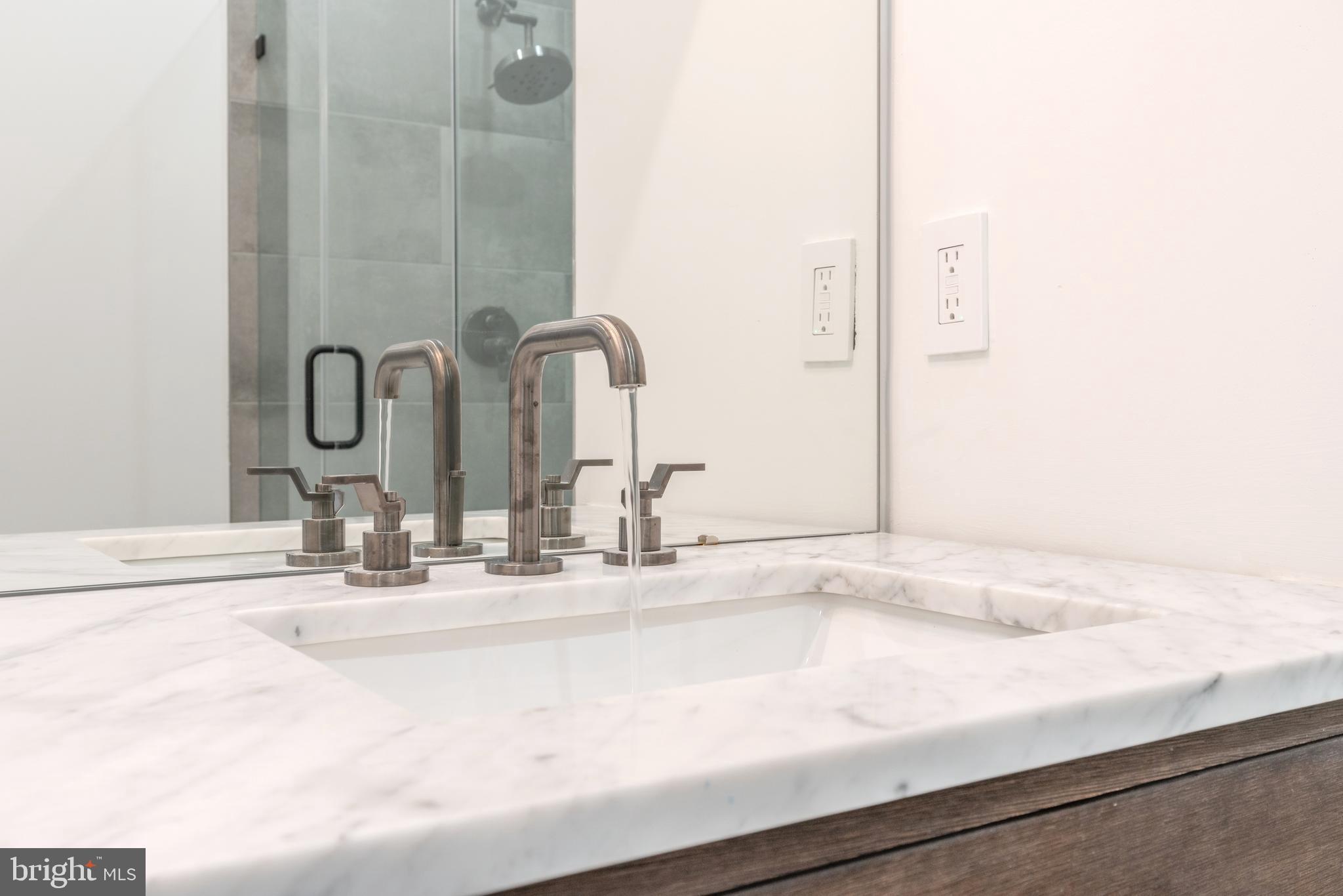 416 Rector Street, Unit B Philadelphia, PA 19128 - Photo 21 of 36