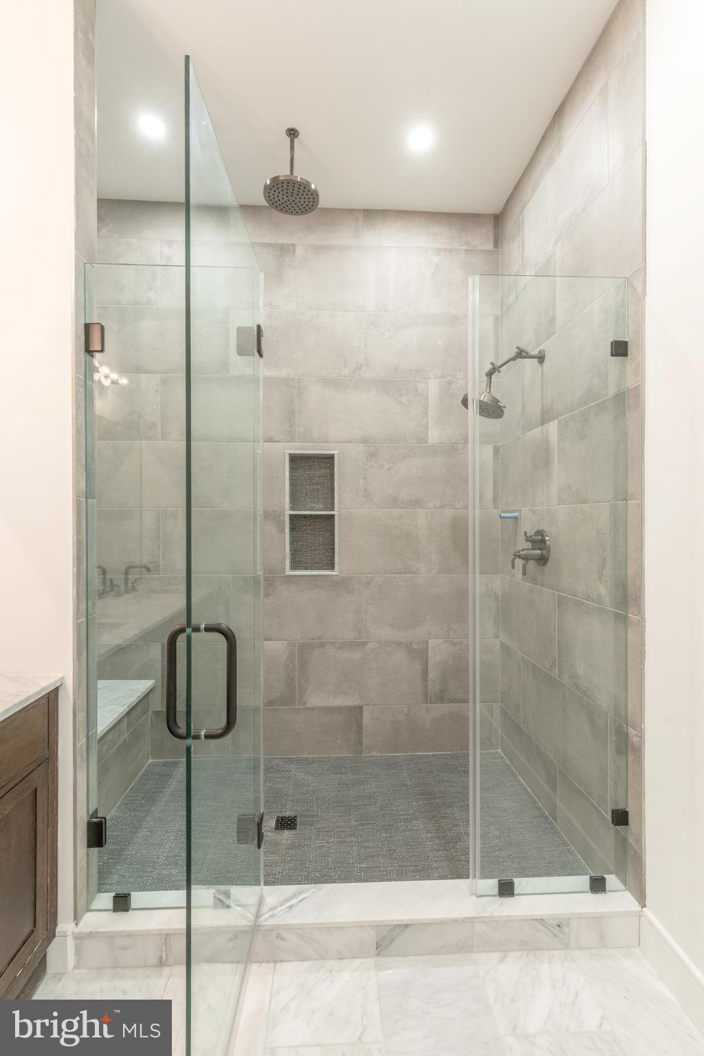 416 Rector Street, Unit B Philadelphia, PA 19128 - Photo 22 of 36