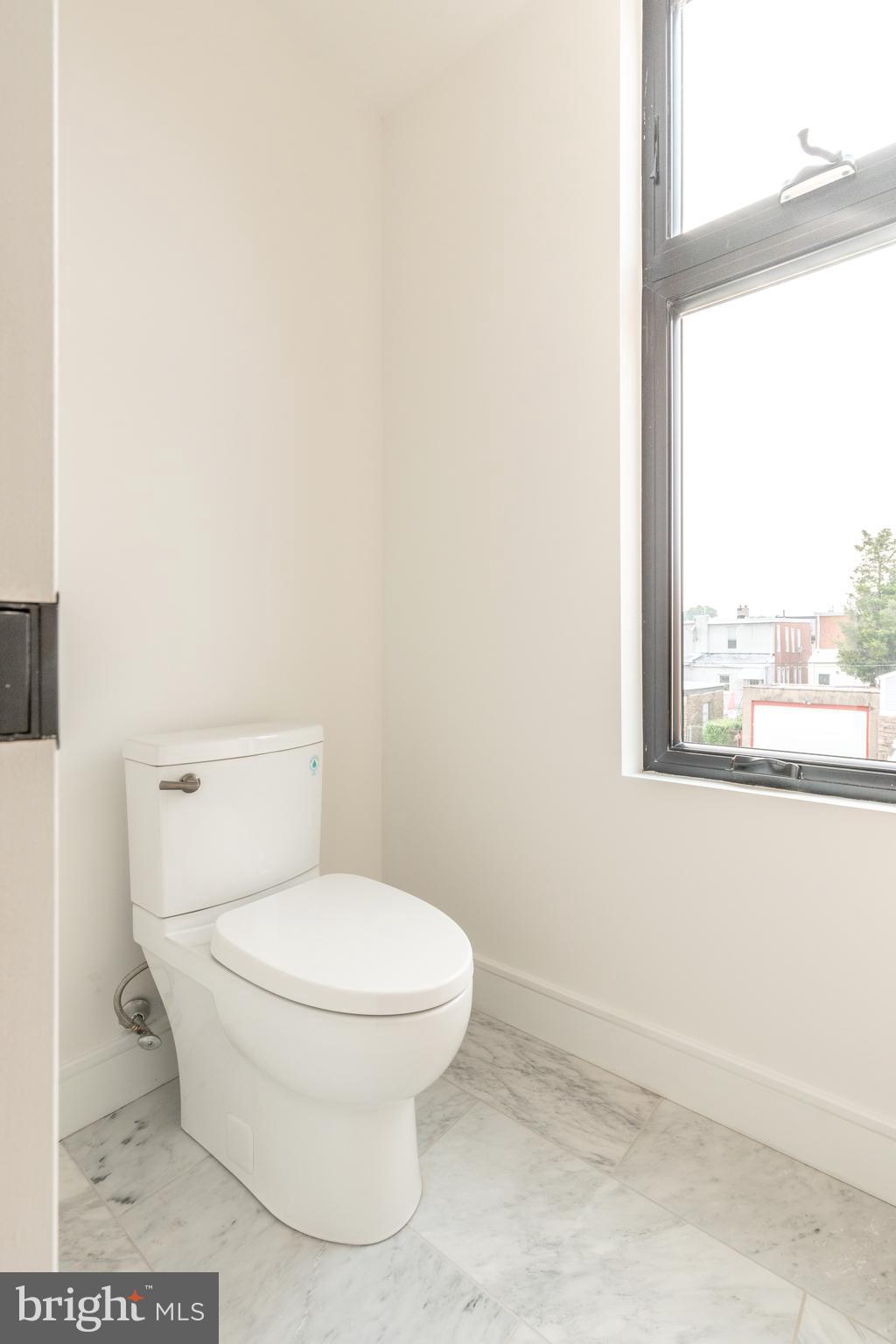 416 Rector Street, Unit B Philadelphia, PA 19128 - Photo 23 of 36