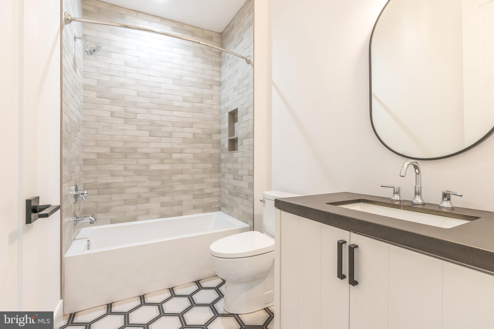 416 Rector Street, Unit B Philadelphia, PA 19128 - Photo 28 of 36