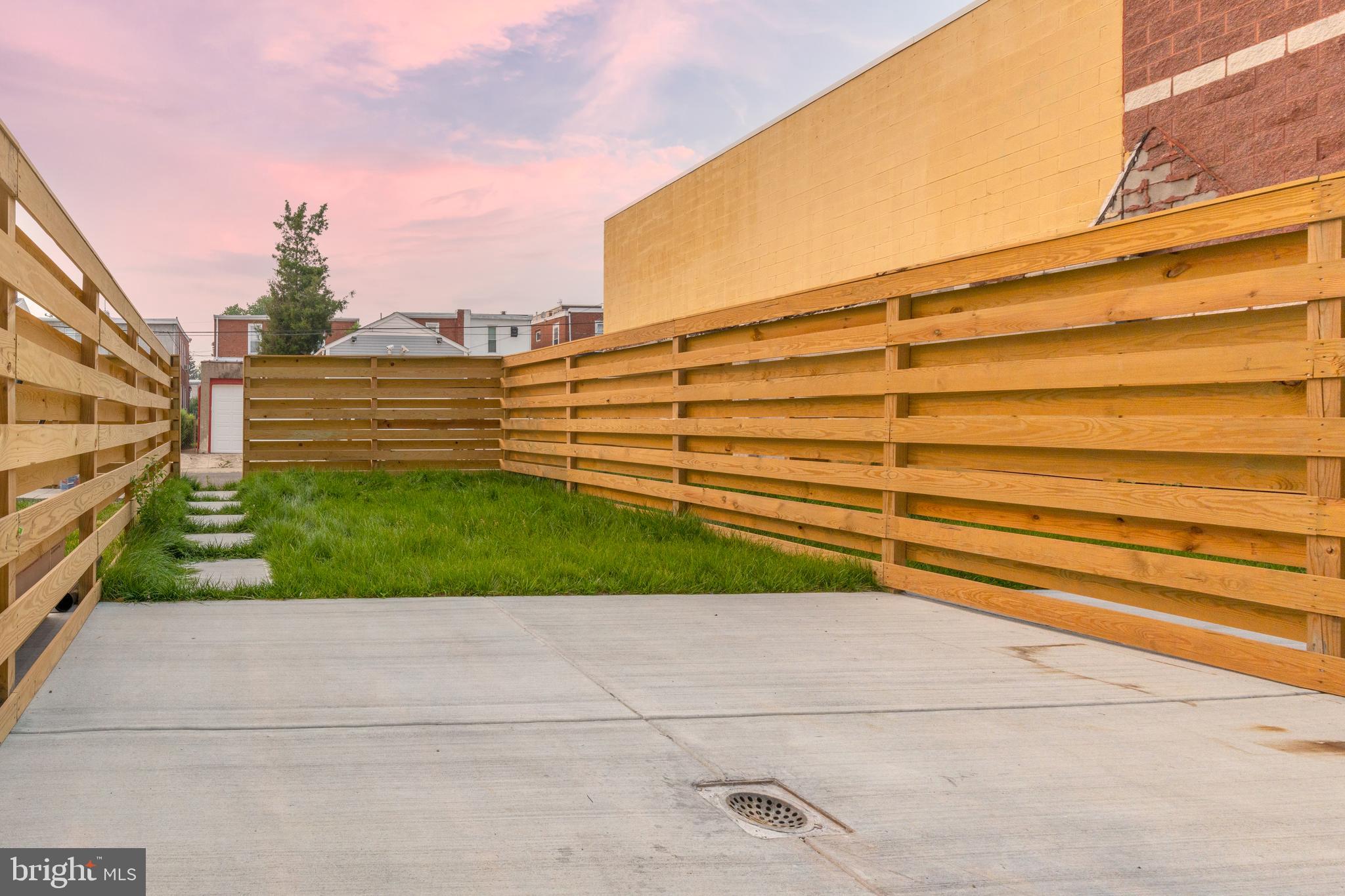 416 Rector Street, Unit B Philadelphia, PA 19128 - Photo 35 of 36