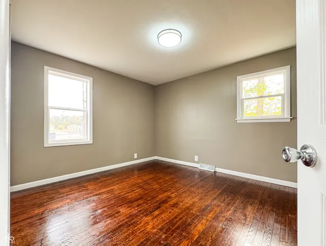 $158,000 | 235 Linden Street, Terre Haute, IN 47804