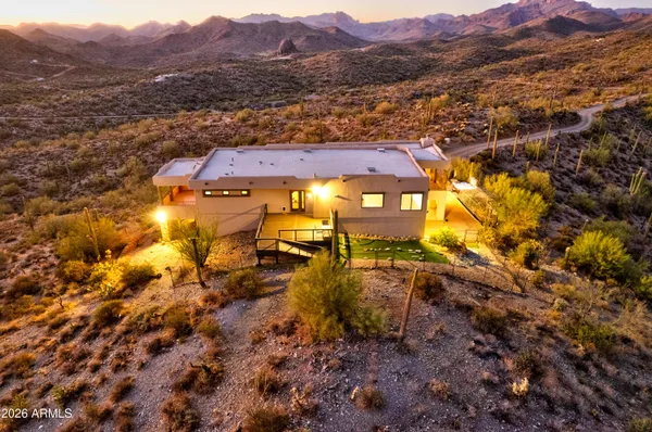 $1,290,000 | 3246 North Silver Tip Trail, Gold Canyon, AZ 85118