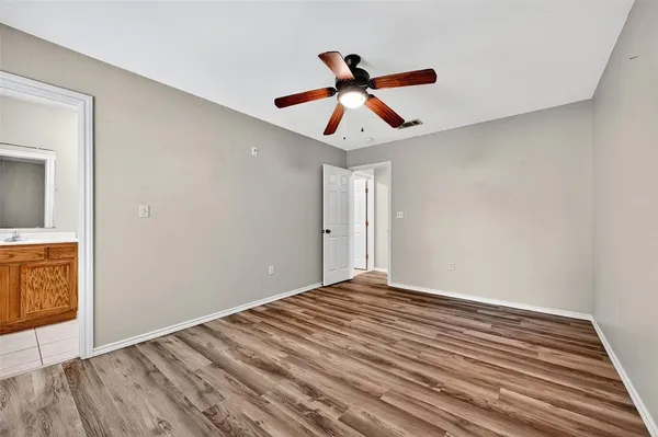 $1,100 | 907 West Birge Street, Sherman, TX 75092