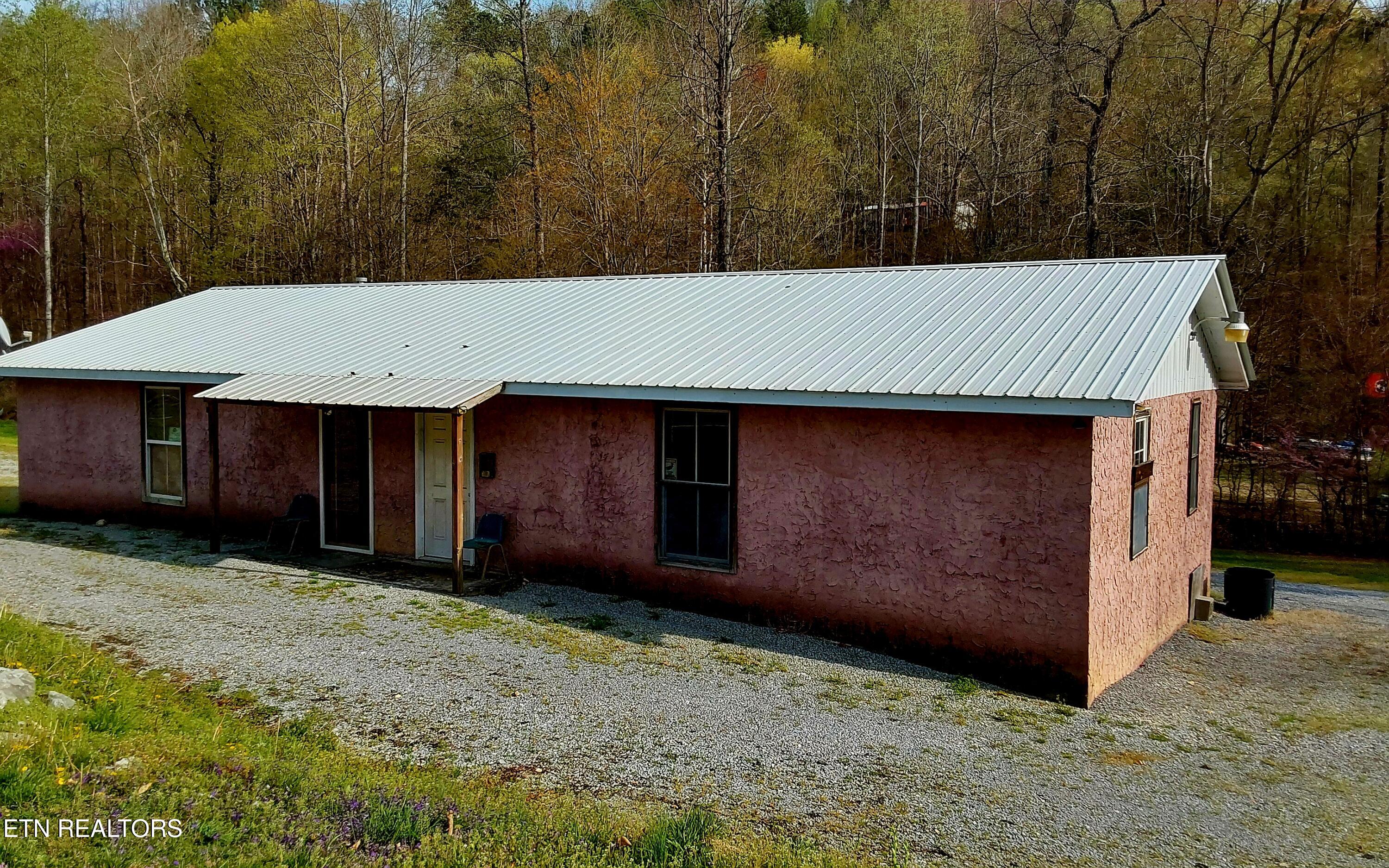 1031 County Road 110 Athens, TN 37303 - Photo 11 of 18 20250402_173027 (2)