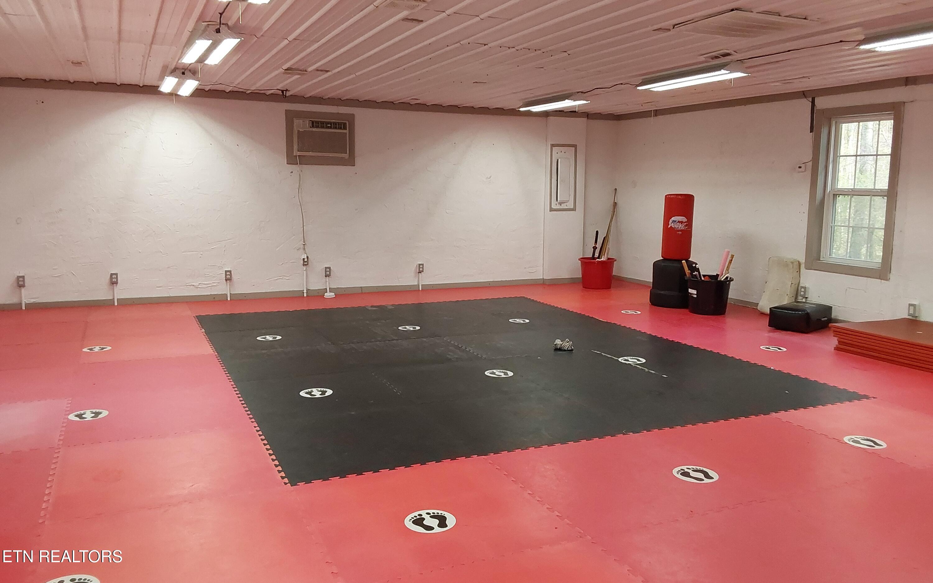 1031 County Road 110 Athens, TN 37303 - Photo 14 of 18 20250402_173105