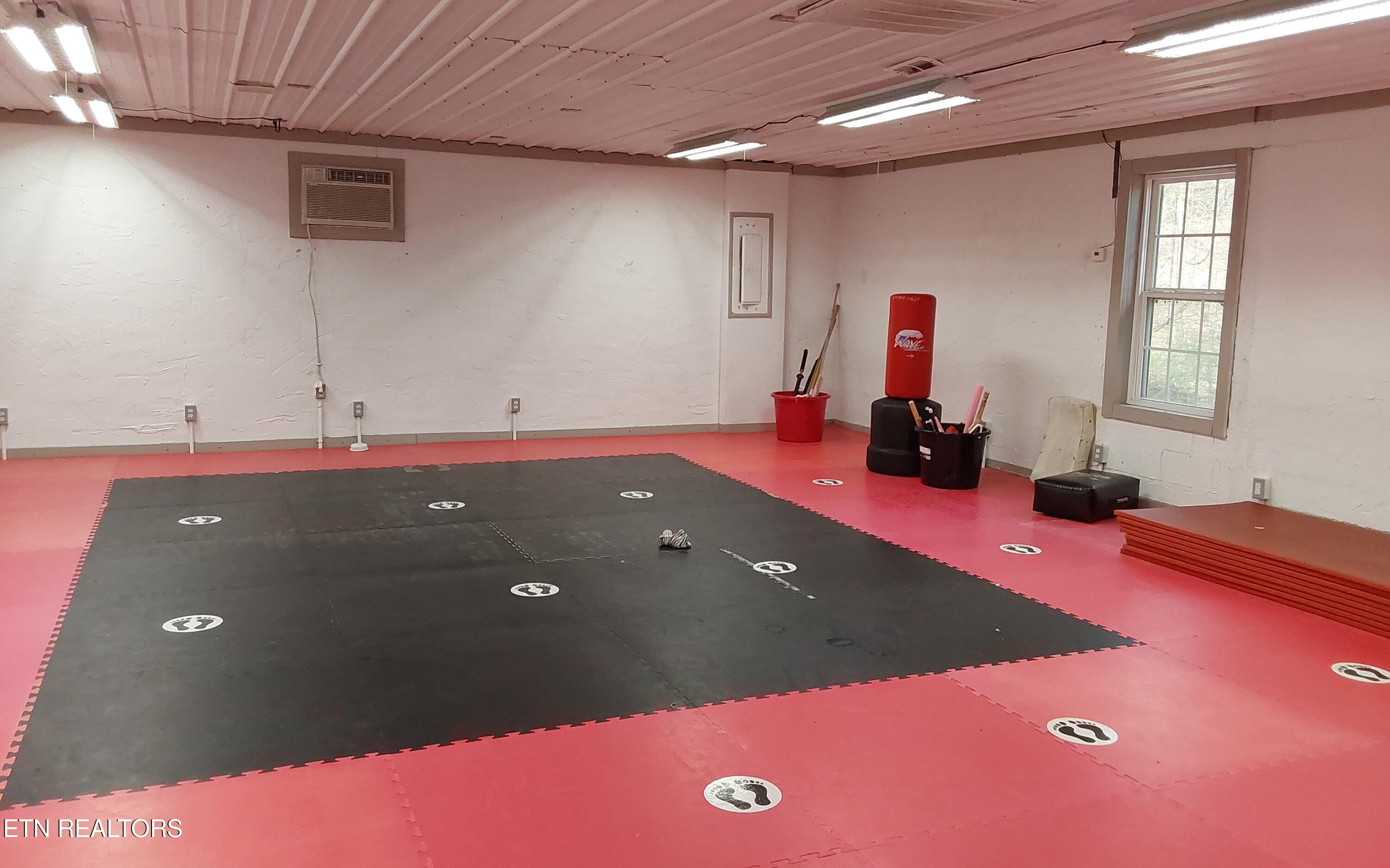 1031 County Road 110 Athens, TN 37303 - Photo 17 of 18 20250402_173153