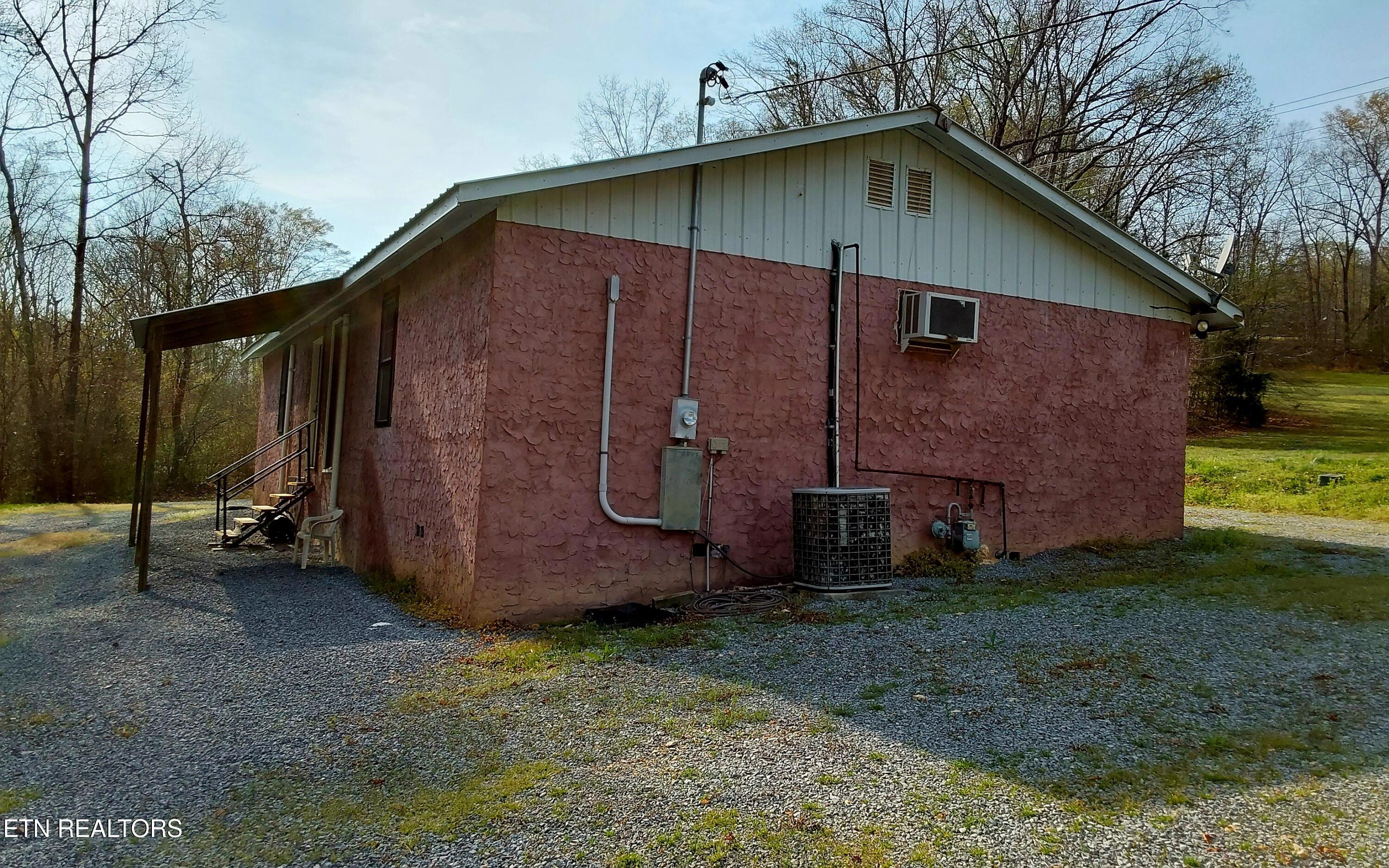 1031 County Road 110 Athens, TN 37303 - Photo 6 of 18 20250402_172723