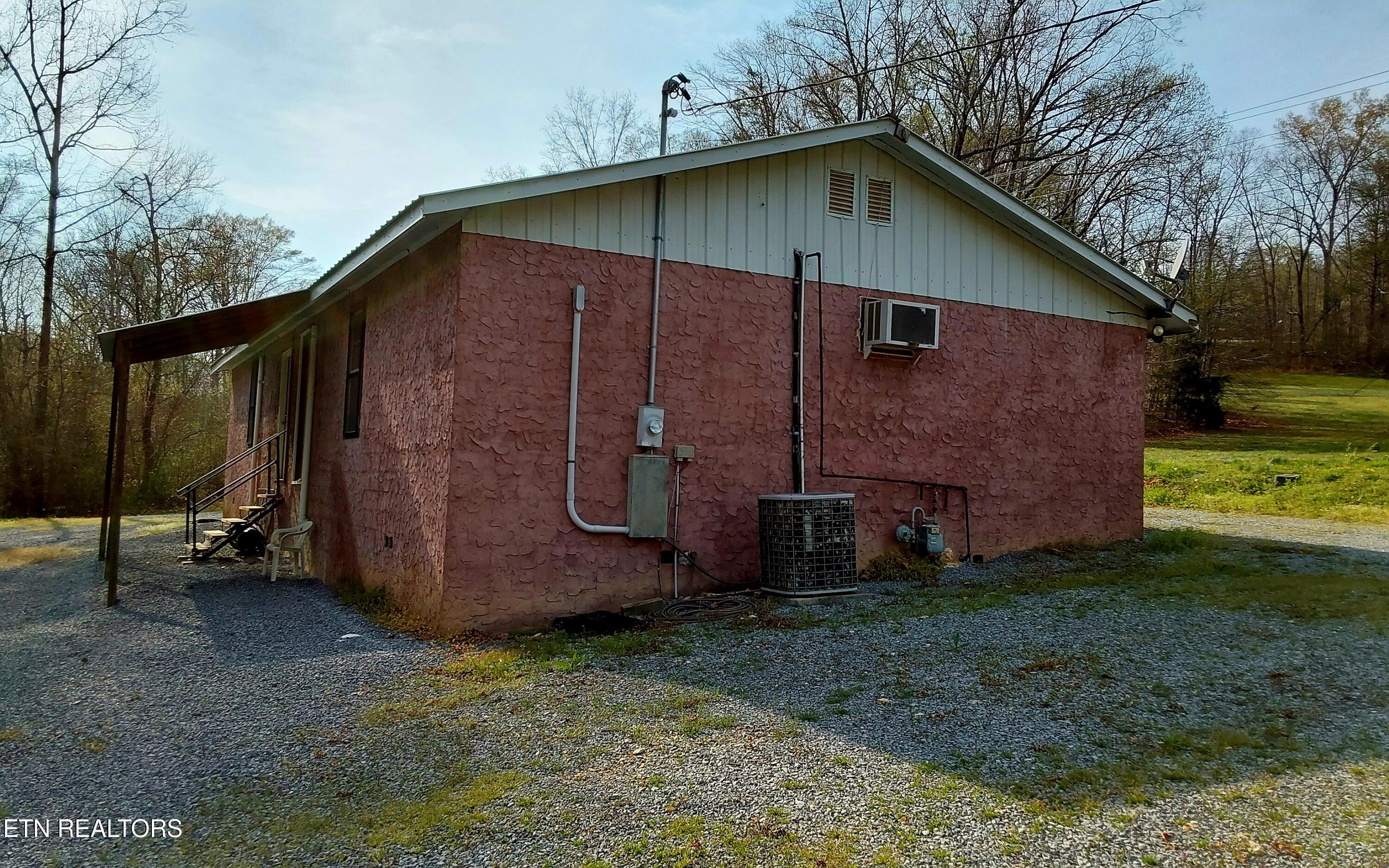 1031 County Road 110 Athens, TN 37303 - Photo 8 of 18 20250402_172726