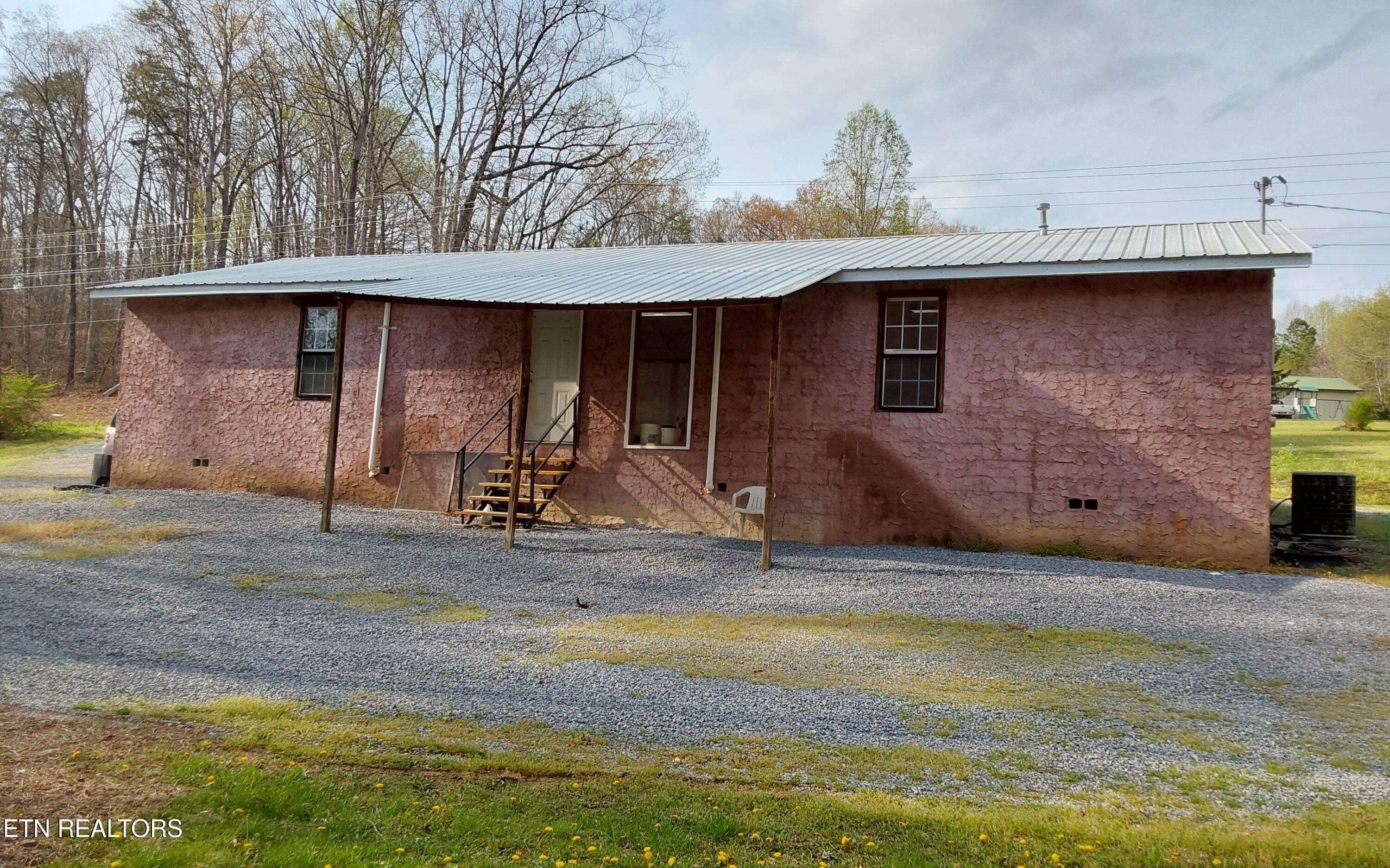 1031 County Road 110 Athens, TN 37303 - Photo 9 of 18 20250402_172805