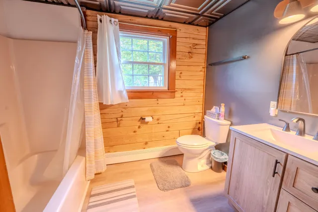 $888,888 | 8 Louis Lane, Lincoln, NH 03251