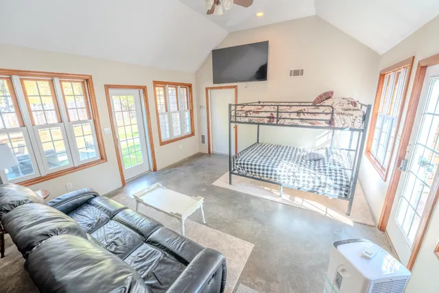 $888,888 | 8 Louis Lane, Lincoln, NH 03251