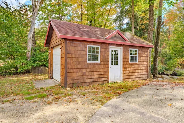 $888,888 | 8 Louis Lane, Lincoln, NH 03251