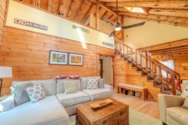 $888,888 | 8 Louis Lane, Lincoln, NH 03251