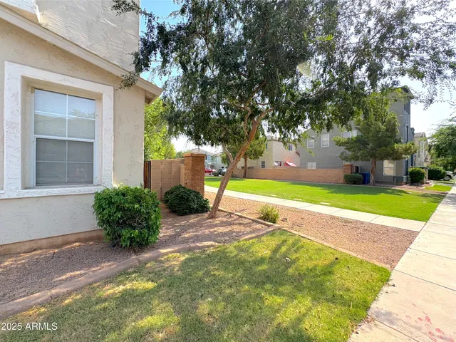 $1,700 | 6628 West Johnson Street, Phoenix, AZ 85043