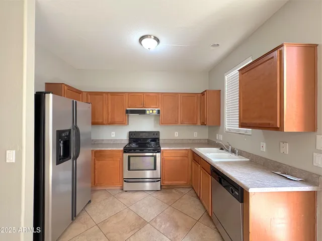 $1,700 | 6628 West Johnson Street, Phoenix, AZ 85043