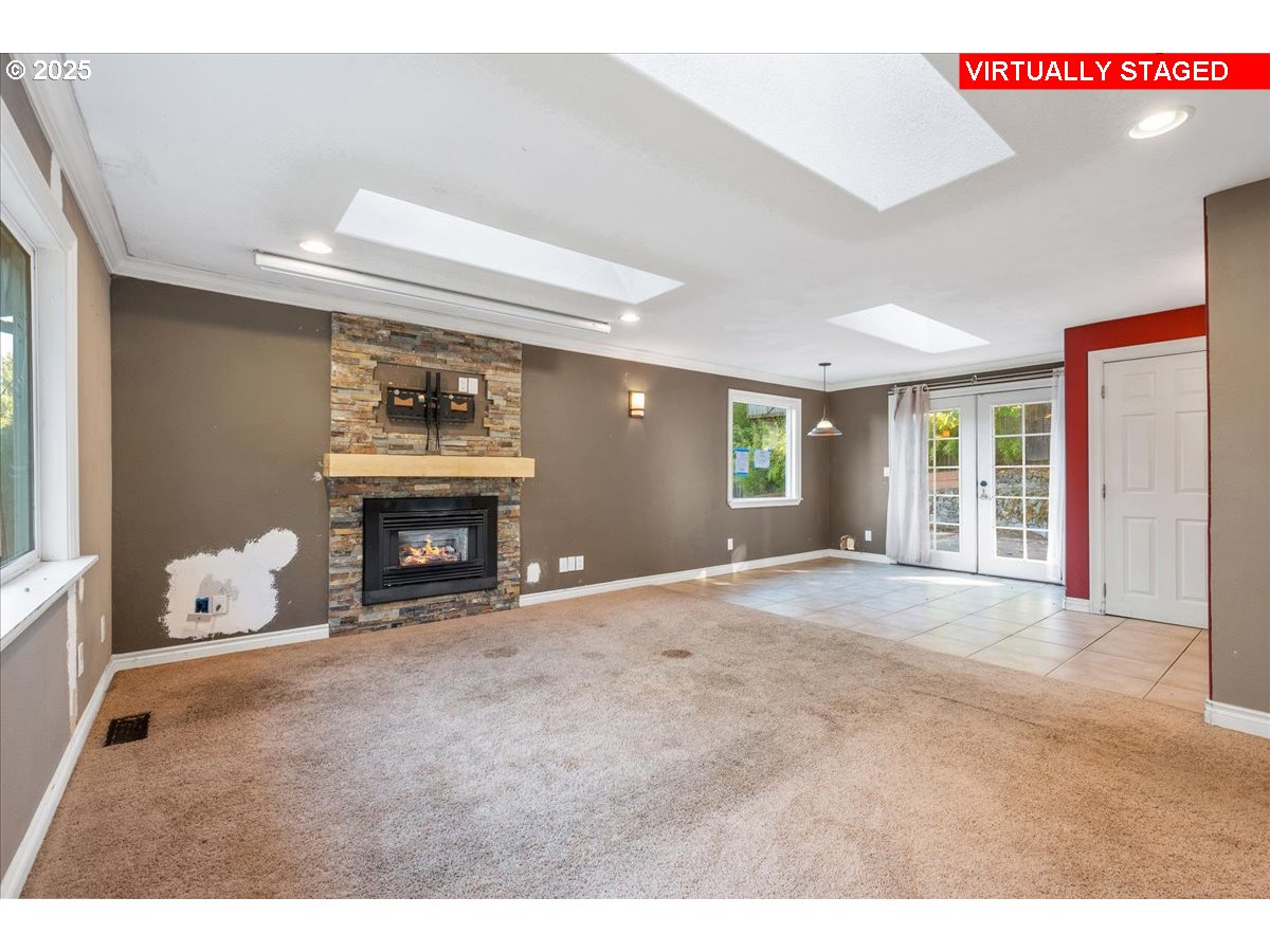 9320 Southwest Boones Ferry Road Portland, OR 97219 - Photo 5 of 32 Gallery Image 5