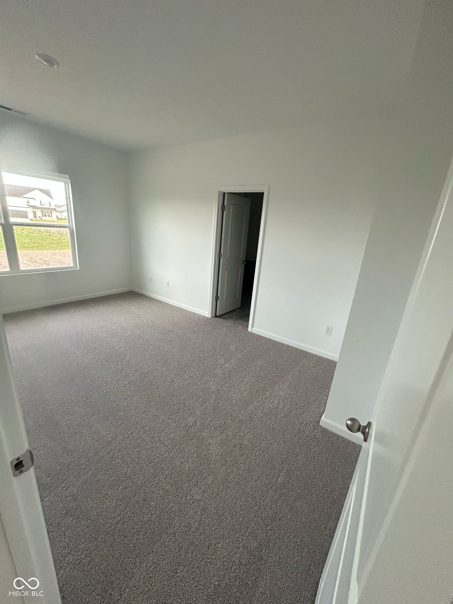 8073 Clary Lane Pendleton, IN 46064 - Photo 5 of 12