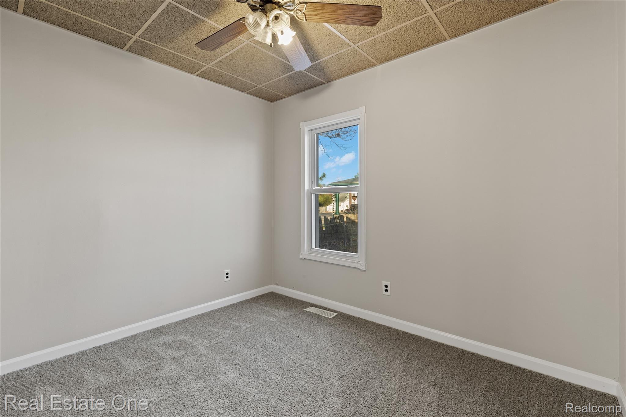 36755 Goddard Road Romulus, MI 48174 - Photo 18 of 27 1ST FLOOR BEDROOM