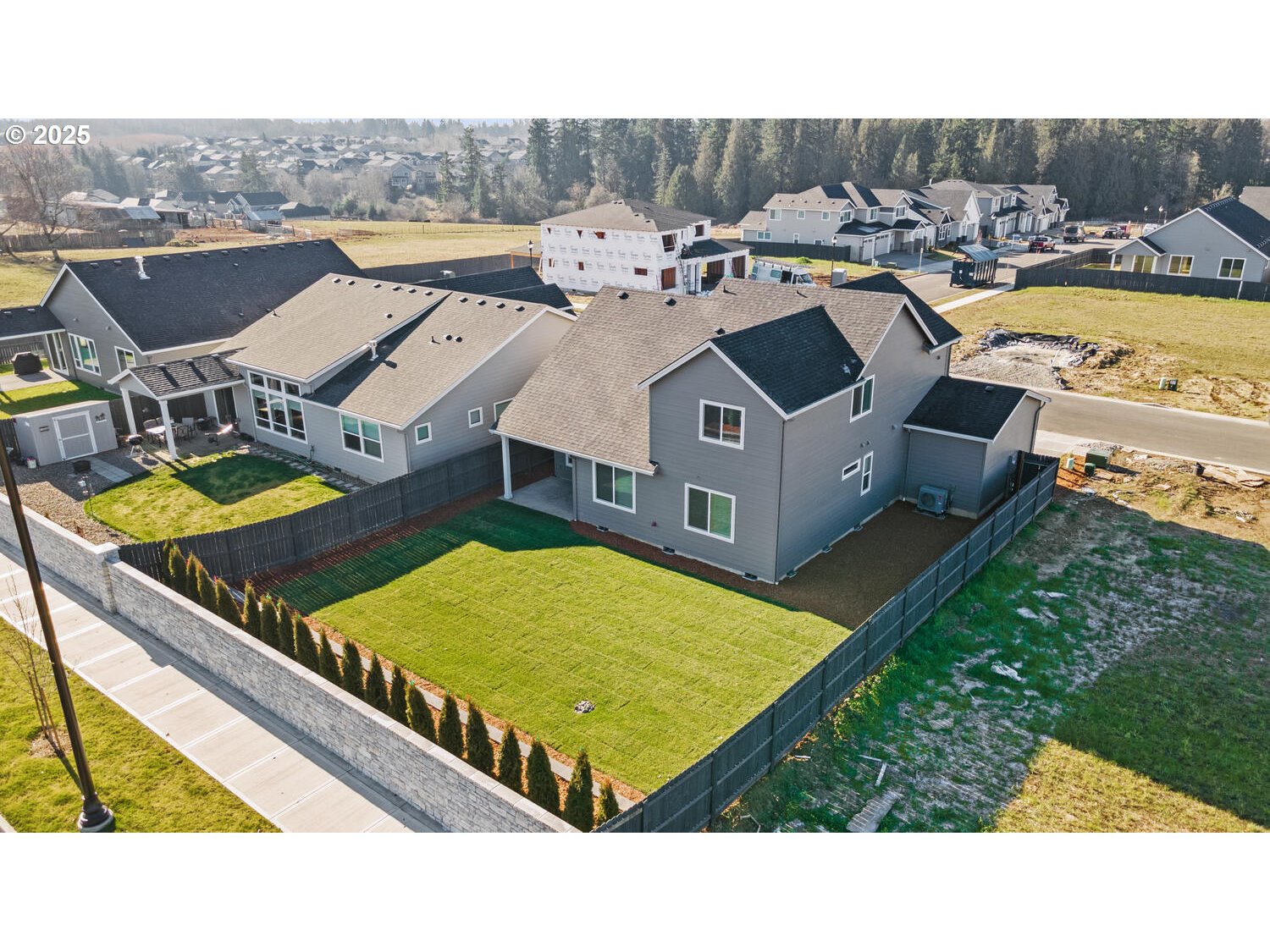 1100 North 44th Place Ridgefield, WA 98642 - Photo 25 of 29 a picture of a city