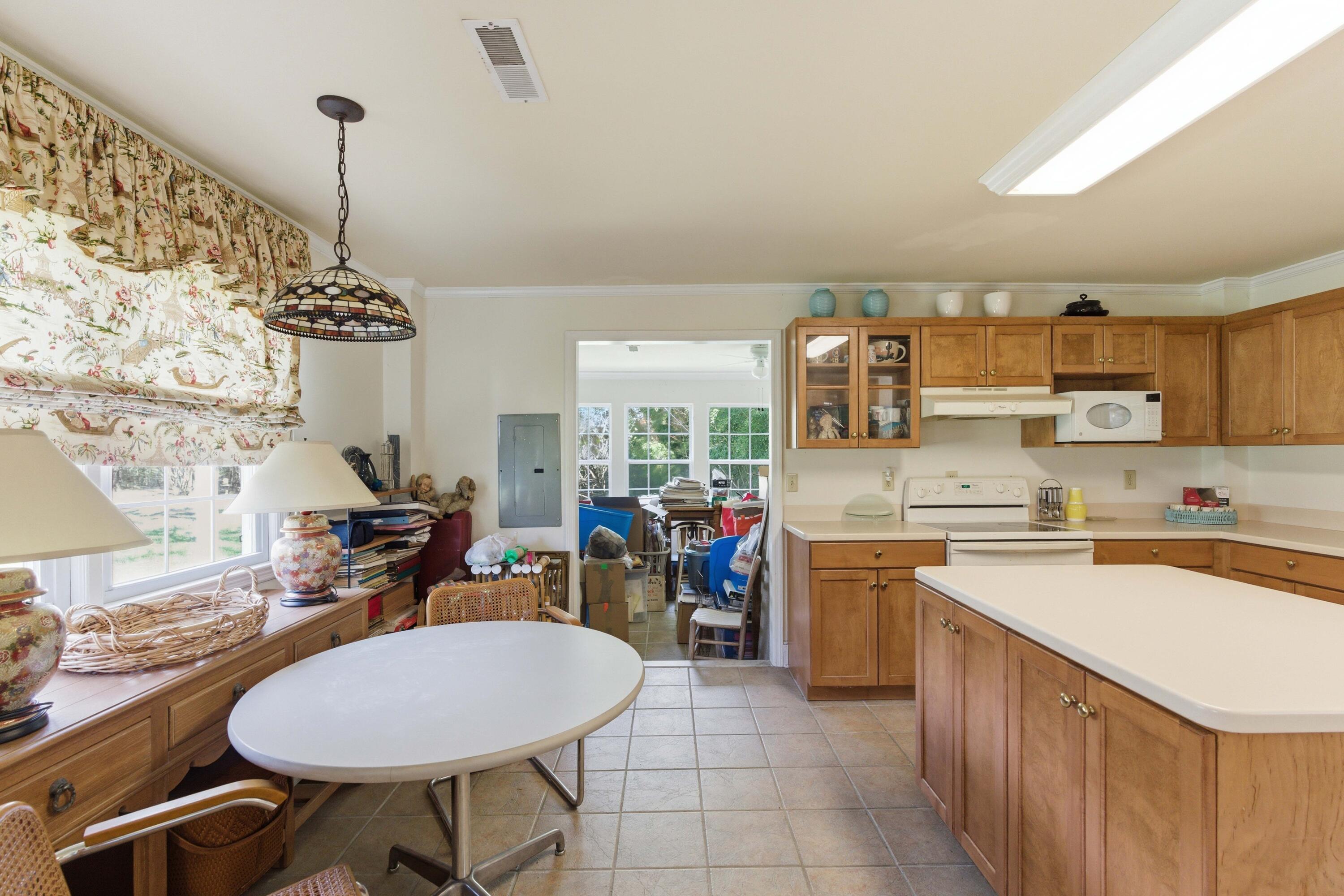 527 Wichman Street Walterboro, SC 29488 - Photo 24 of 107 84